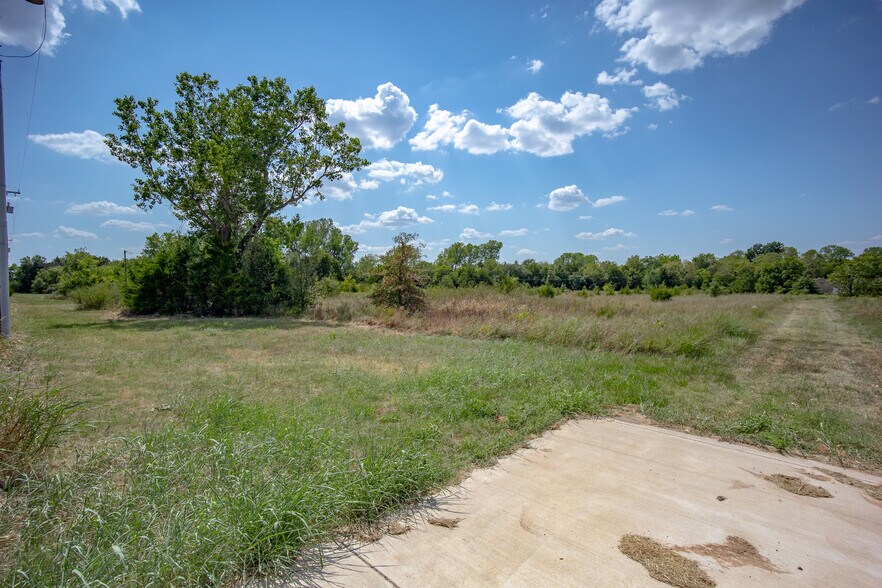 More Photos Of 373 Howard Blvd, Harrah Land For Sale