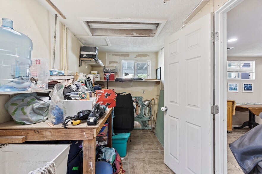 More Photos Of 906 E Commonwealth Ave, Fullerton Storefront For Sale