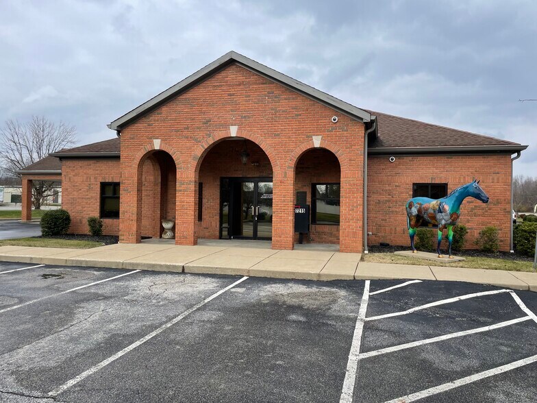 More Photos Of 7215 Riverport Plaza Dr, Louisville Freestanding For Sale