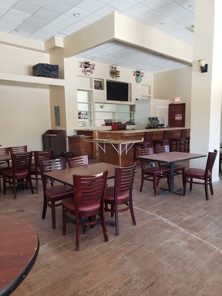 More Photos Of 30 W Beach St, Watsonville Apartments For Lease