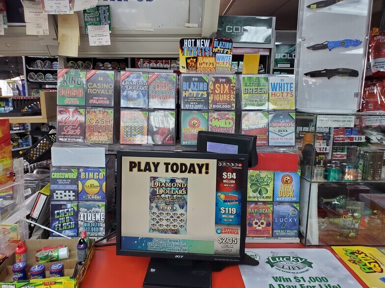 More Photos Of 1424 E Noble Ave, Guthrie Convenience Store For Sale