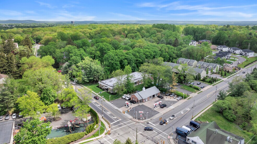 More Photos Of 72 Summit Ave, Montvale Office Residential For Lease