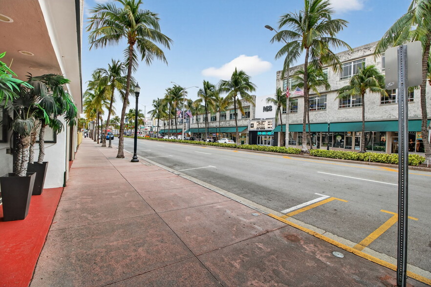More Photos Of 1220-1220 Washington Ave, Miami Beach Restaurant For Lease