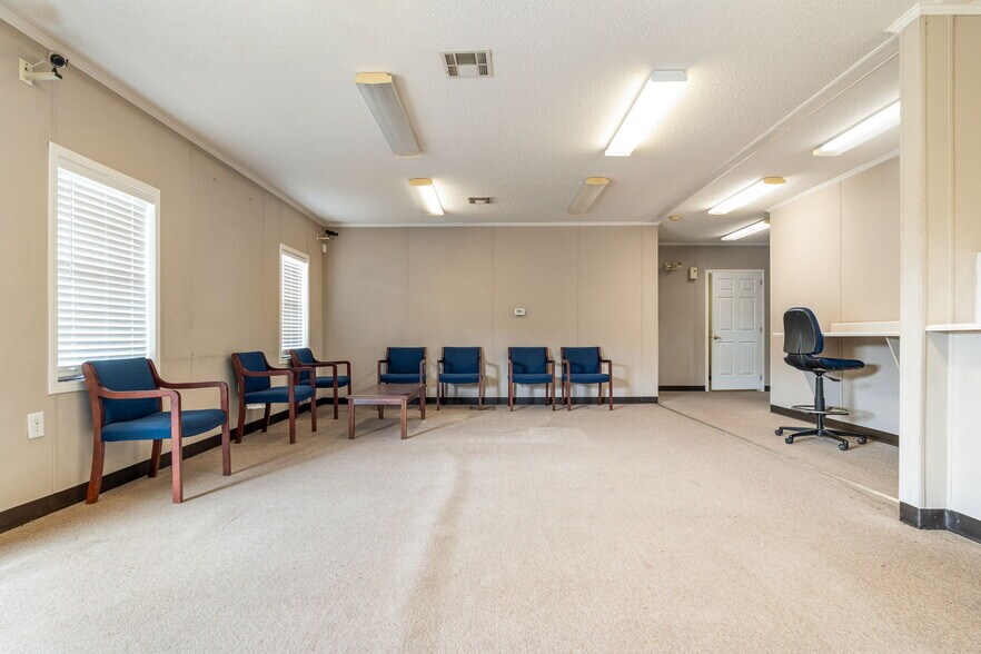 More Photos Of 5674 AL Highway 68, Collinsville Bank For Sale