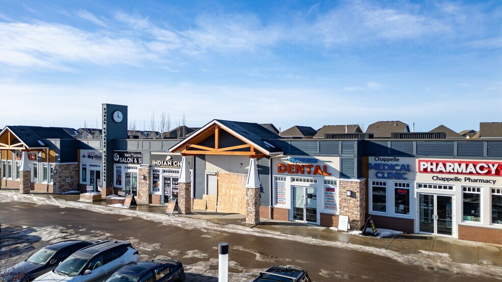 More Photos Of 3142 142 St NW, Edmonton Storefront For Lease