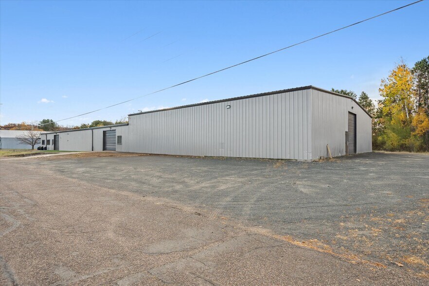 More Photos Of 605 Industrial Pky, Saint Croix Falls Manufacturing For Lease