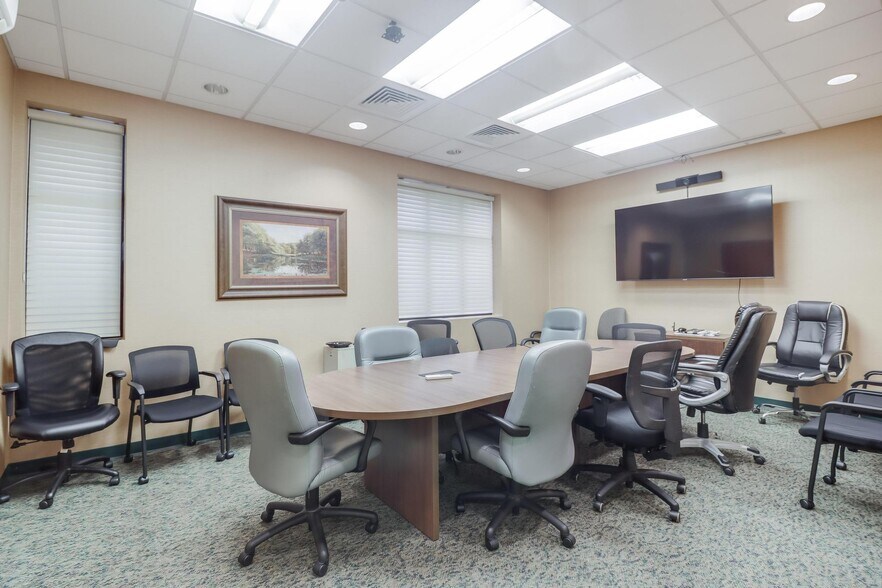 More Photos Of 10281 Corporate Dr, Gulfport Office For Sale