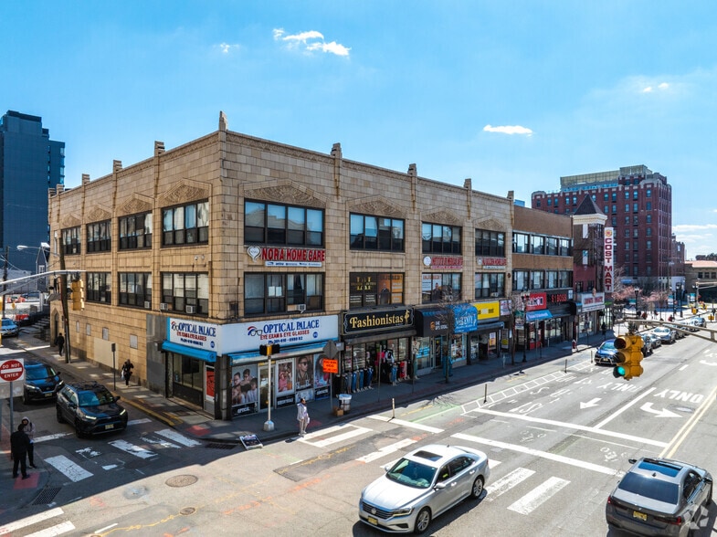 Primary Photo Of 912-920 Bergen Ave, Jersey City Storefront For Lease
