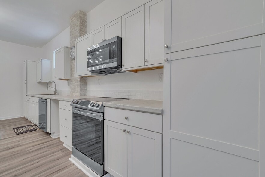 More Photos Of 1012 E Gwinnett St, Savannah Office For Lease