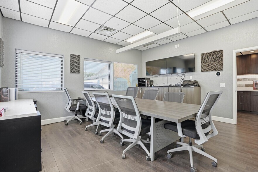 More Photos Of 3508 Lenox Ave, Jacksonville Office For Lease