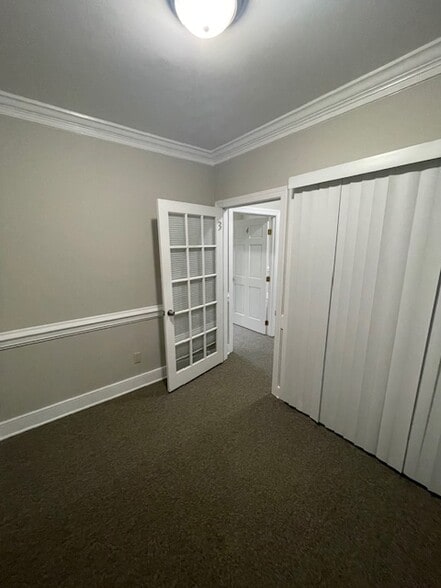 More Photos Of 6512 Six Forks Rd, Raleigh Office Residential For Lease