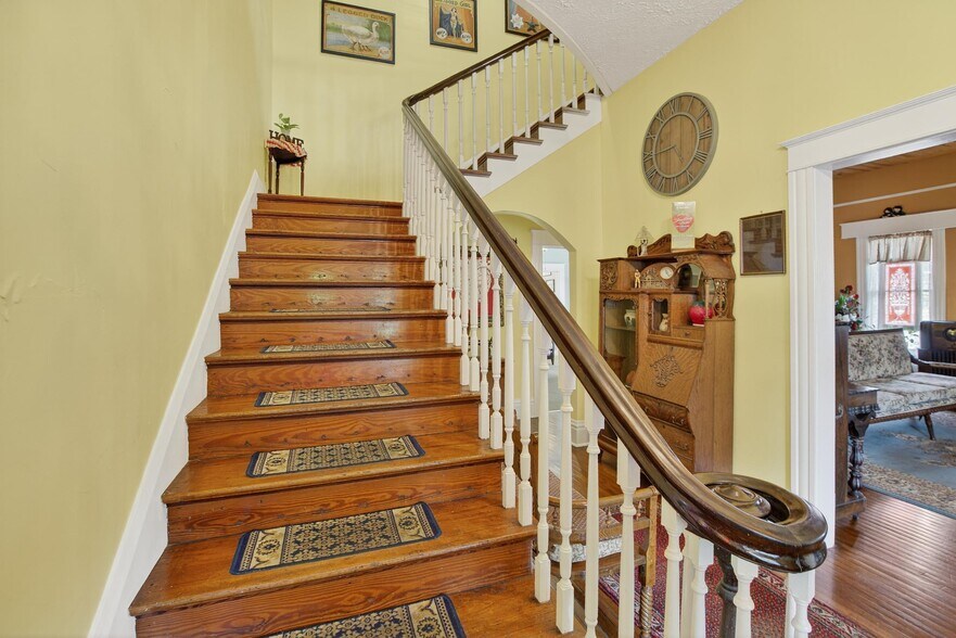More Photos Of 805 N Wheeler St, Plant City Hospitality For Sale