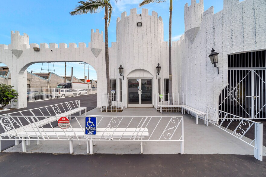 More Photos Of 1500 W Pacific Coast Hwy, Long Beach Carwash For Sale