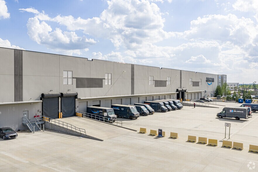 More Photos Of 5000 Lanier Islands Pky, Buford Distribution For Lease