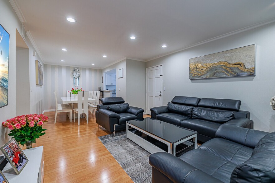 More Photos Of 904 E Lomita Ave, Glendale Apartments For Sale
