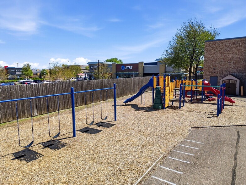 More Photos Of 6541 16TH Ave S, Richfield Schools For Lease