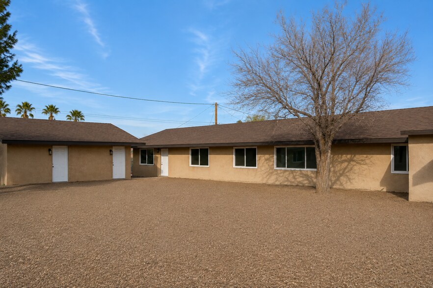 More Photos Of 16012-16020 Juniper St, Hesperia Assisted Living For Lease