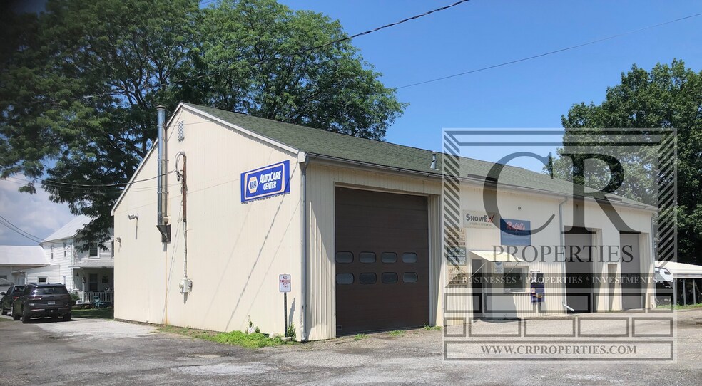 Primary Photo Of 5135 Route 9G, Tivoli Auto Repair For Sale