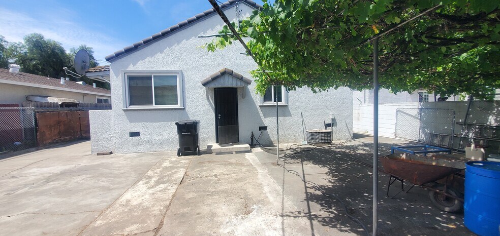More Photos Of 60 N 34th St, San Jose Multifamily For Sale