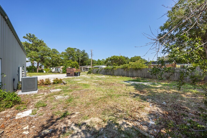 More Photos Of 7227 Beach Dr SW, Ocean Isle Beach Freestanding For Lease