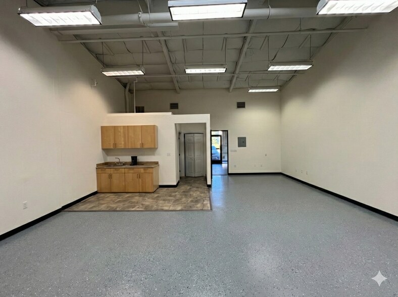 More Photos Of 46560 Fremont Blvd, Fremont Warehouse For Sale