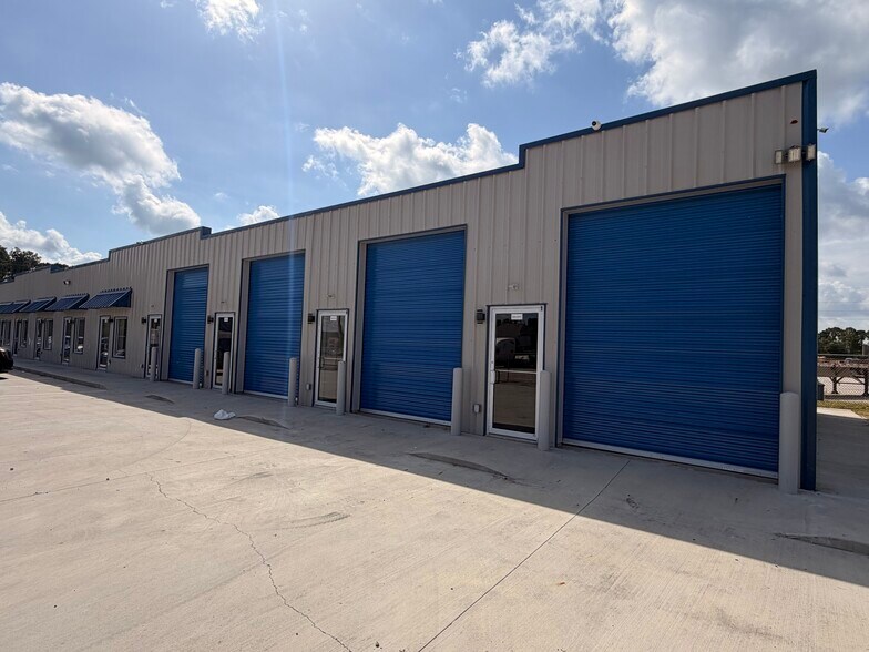 More Photos Of 23801 Cypresswood Dr, Spring Flex For Lease