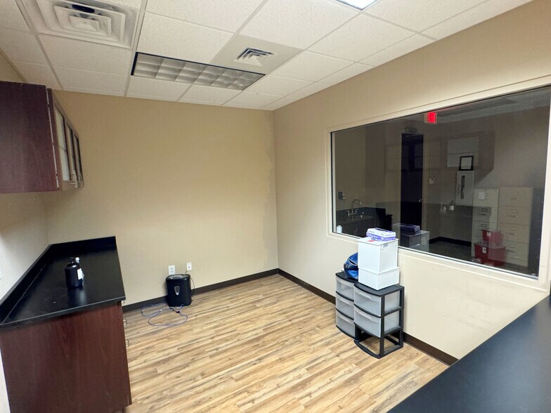 More Photos Of 135 Parkway Office Ct, Cary Medical For Sale