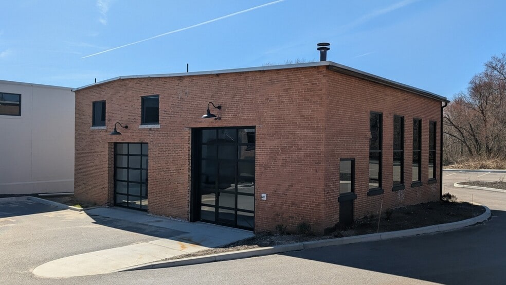 Primary Photo Of 7 Fisher St, Franklin Industrial For Lease