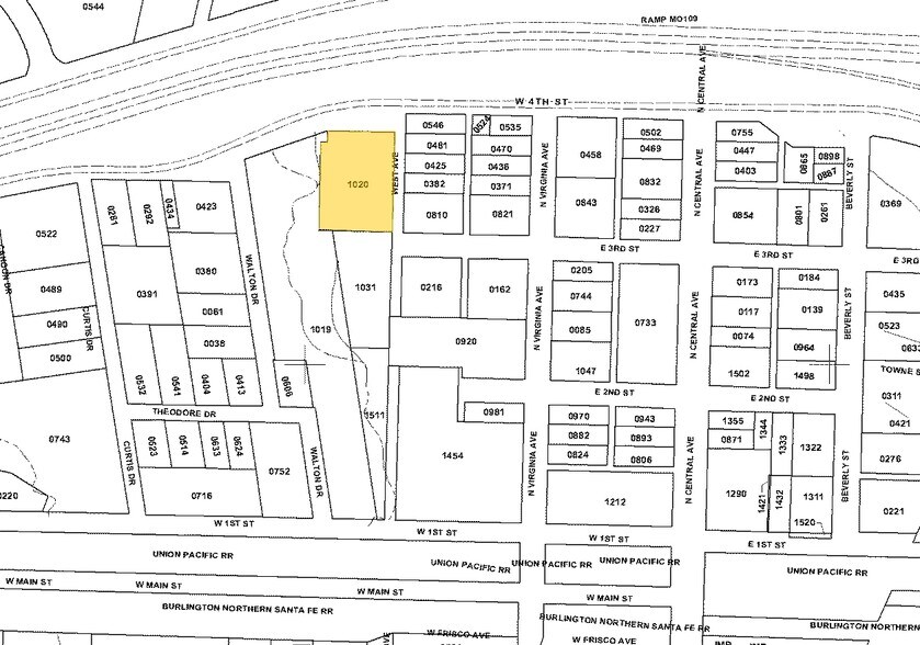 More Photos Of 300 W 4th St, Eureka Medical For Lease