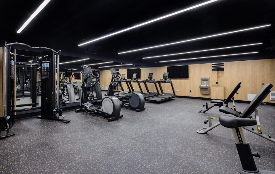 More Photos Of 8250 Manitoba St, Vancouver Flex For Sale