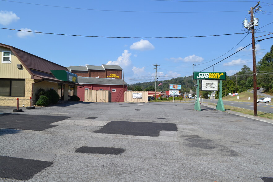 More Photos Of 5976 Virginia Ave, Pembroke Storefront Retail Residential For Sale