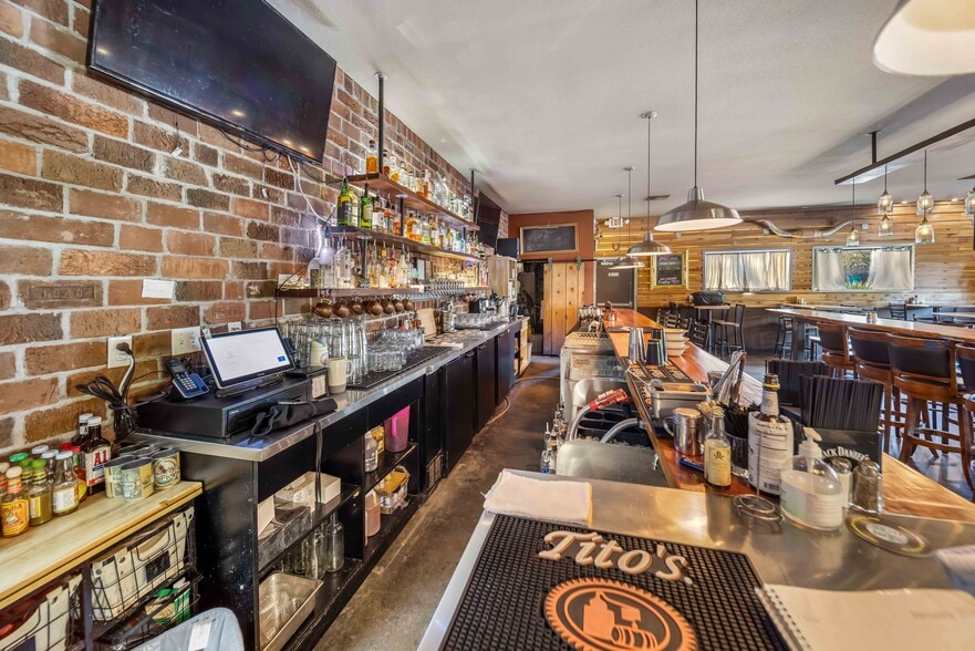 More Photos Of 4909 NE Hazel Dell Ave, Vancouver Restaurant For Sale