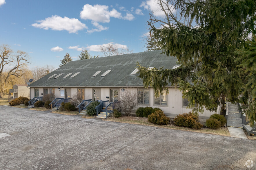 Primary Photo Of N Reynolds Rd, Toledo Office For Lease