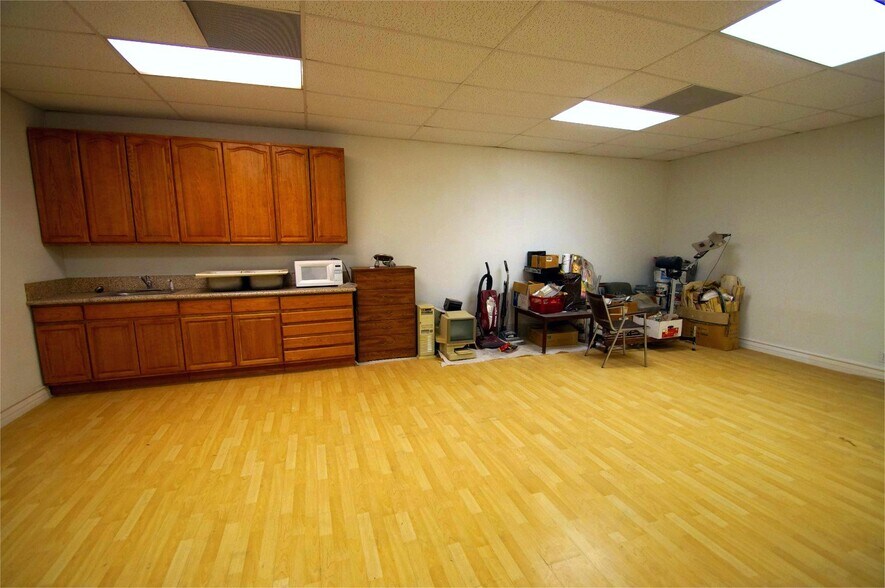 More Photos Of 37-41 E Main St, Alhambra Storefront Retail Office For Sale