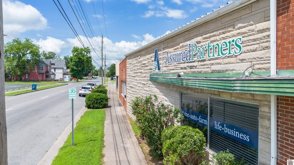 More Photos Of 703 Jefferson St, Paducah Office For Sale