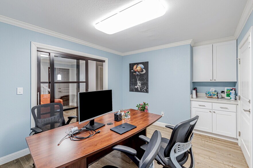 More Photos Of 1217 Park Ave, San Jose Office For Sale