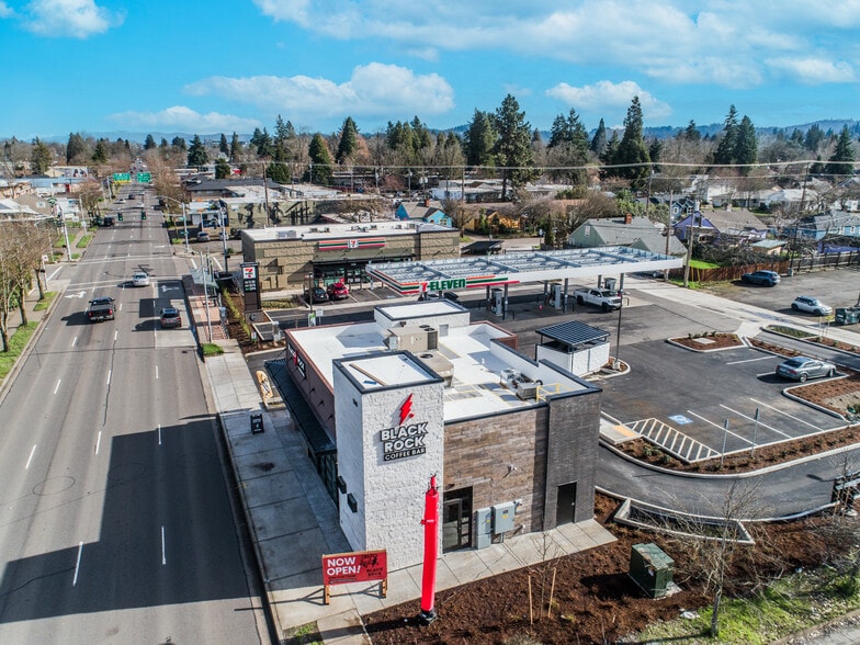 More Photos Of 1320 W 7th Ave, Eugene Convenience Store For Sale