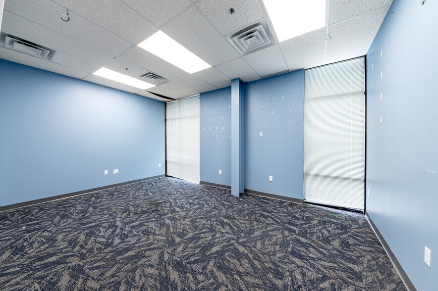 More Photos Of 7100 Willie G Ave, Morgantown Storefront For Sale