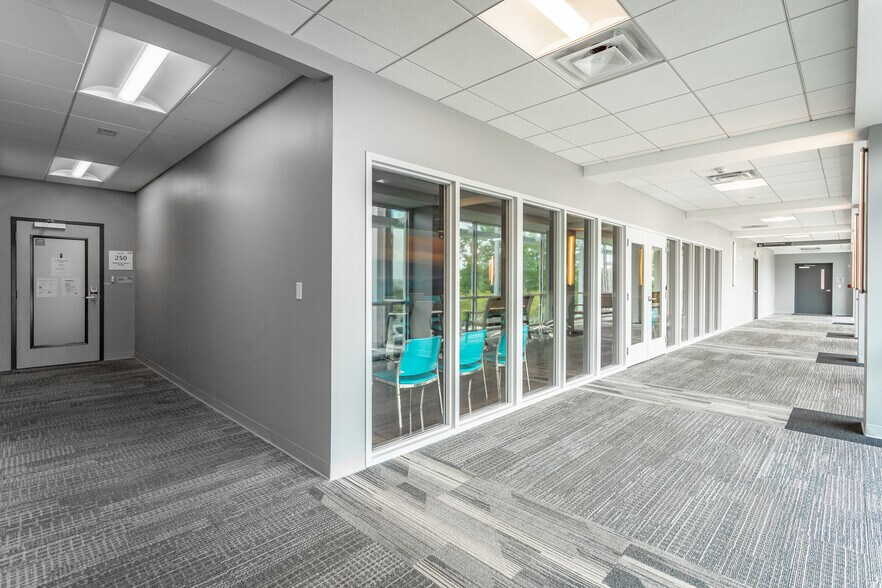 More Photos Of 1949 Gunbarrel Rd, Chattanooga Medical For Lease