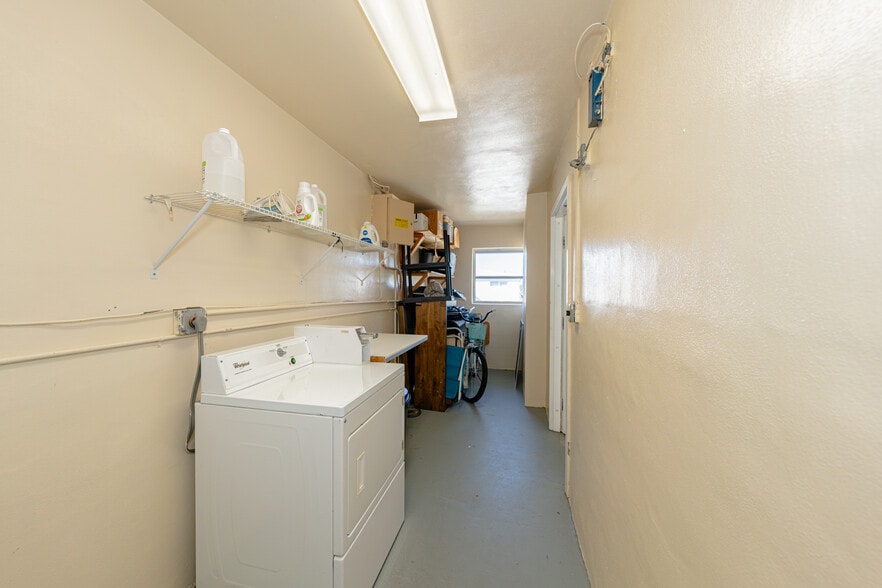 More Photos Of 3213 SE 12th St, Pompano Beach Apartments For Sale