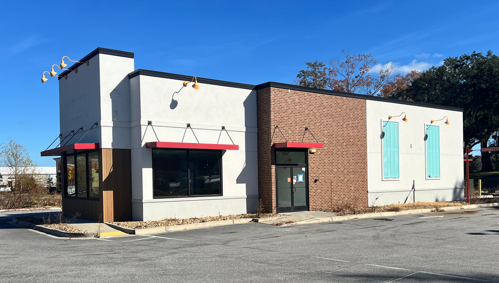 Primary Photo Of 460 N Hwy 52, Moncks Corner Fast Food For Lease