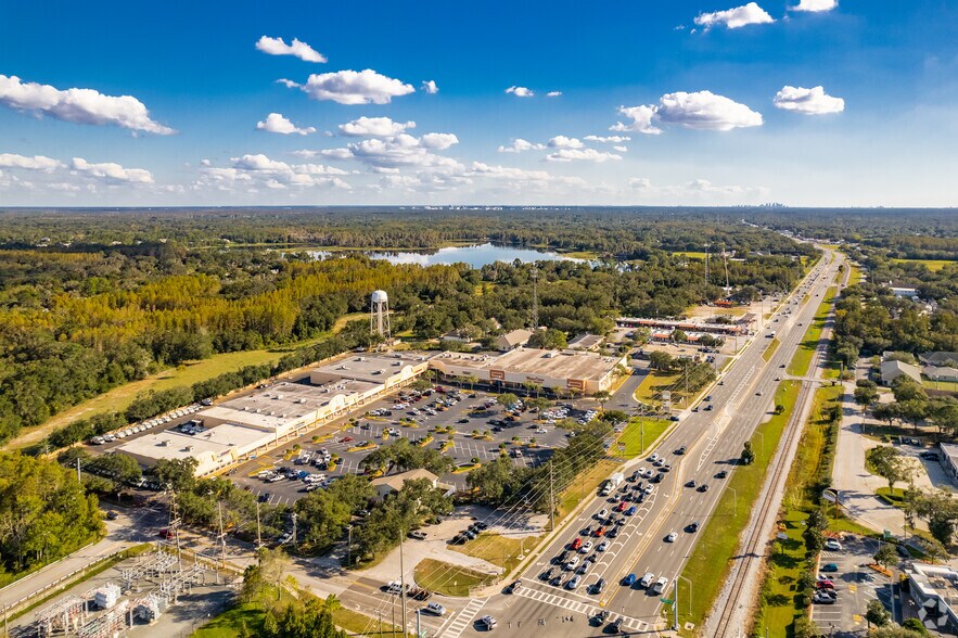 More Photos Of 18407-18489 N Us Highway 41, Lutz Unknown For Lease