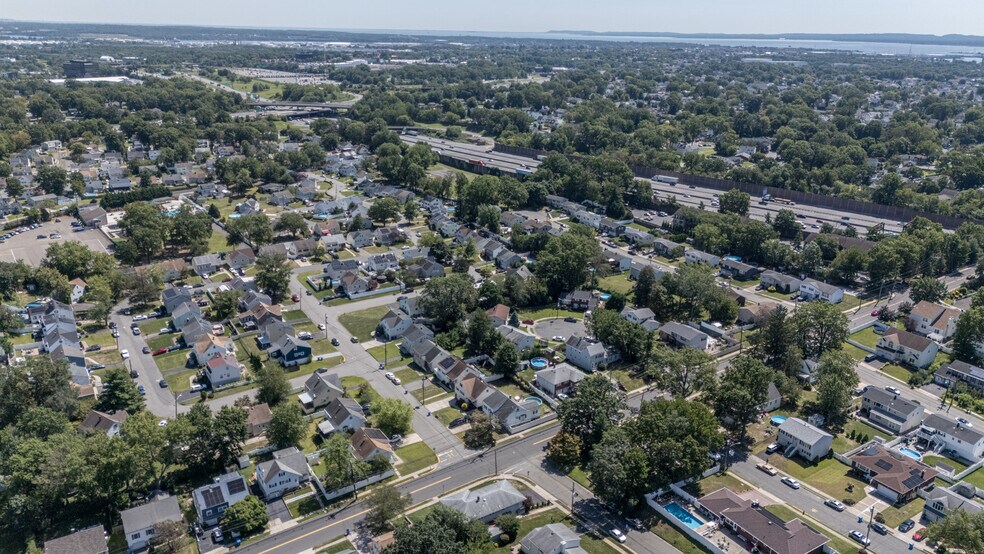 More Photos Of 373 Ford Ave, Fords Medical For Sale