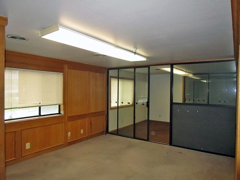 More Photos Of 1234 Apollo Way, Santa Rosa Warehouse For Sale