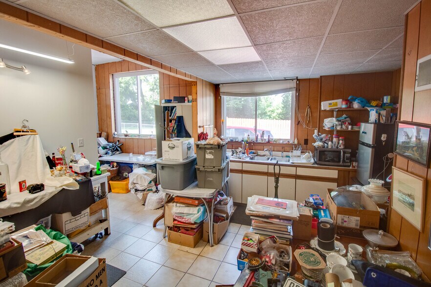 More Photos Of 1007 W Delmar Ave, Godfrey General Retail For Sale