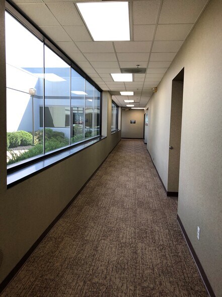 More Photos Of 27472 Schoenherr Rd, Warren Office For Sale