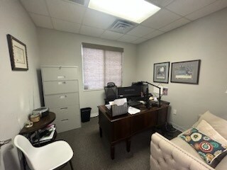 More Photos Of 2233 E Fort King St, Ocala Office For Lease