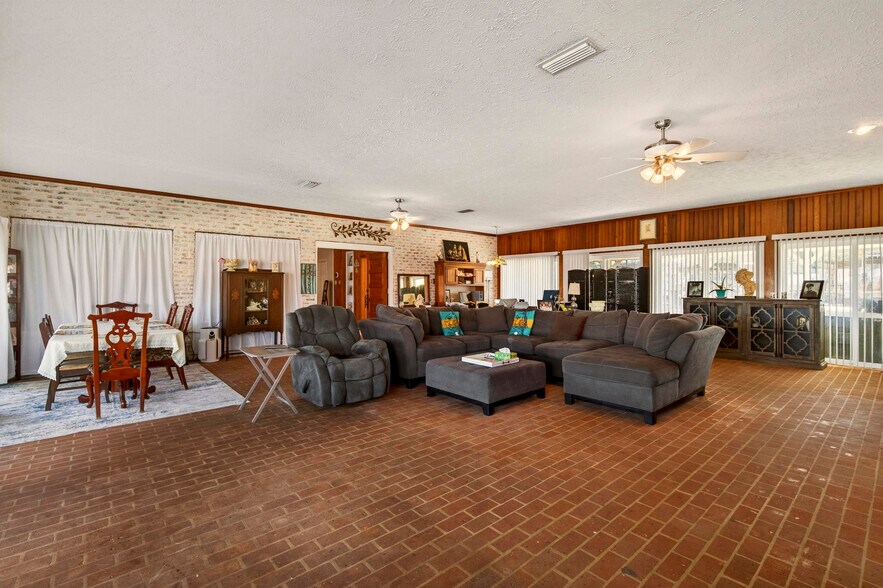 More Photos Of 3308 Mary Walker Dr, Gautier Marina For Sale