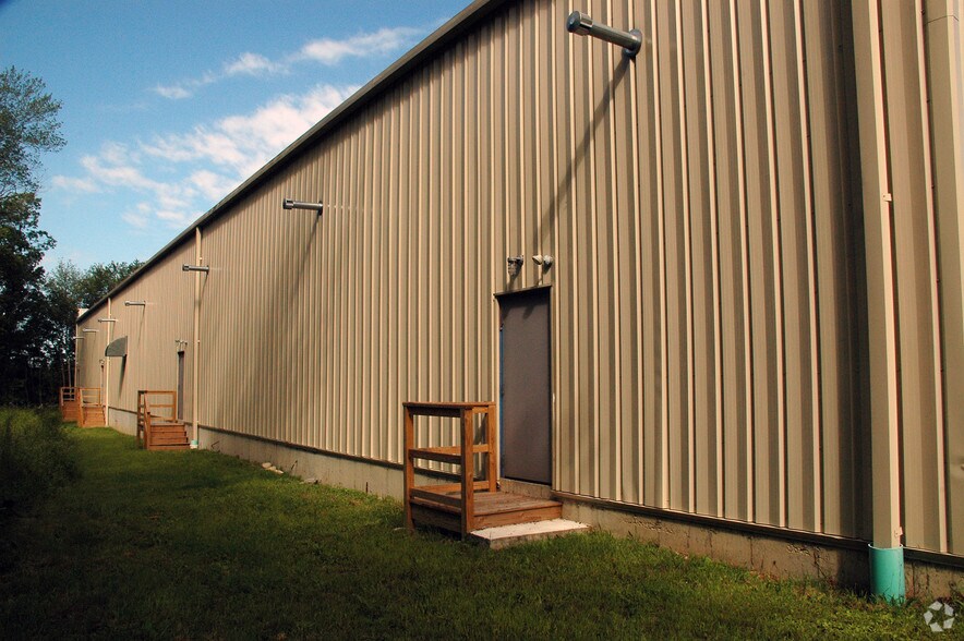 More Photos Of 147 Revolutionary Dr, East Taunton Industrial For Sale