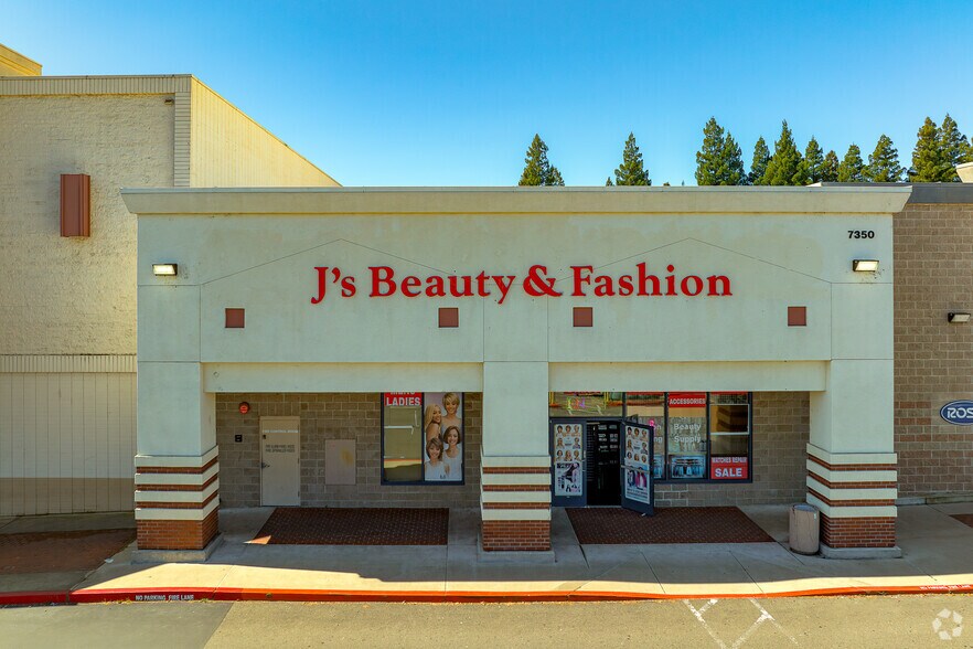 More Photos Of 7342-7350 Greenback Ln, Citrus Heights General Retail For Lease